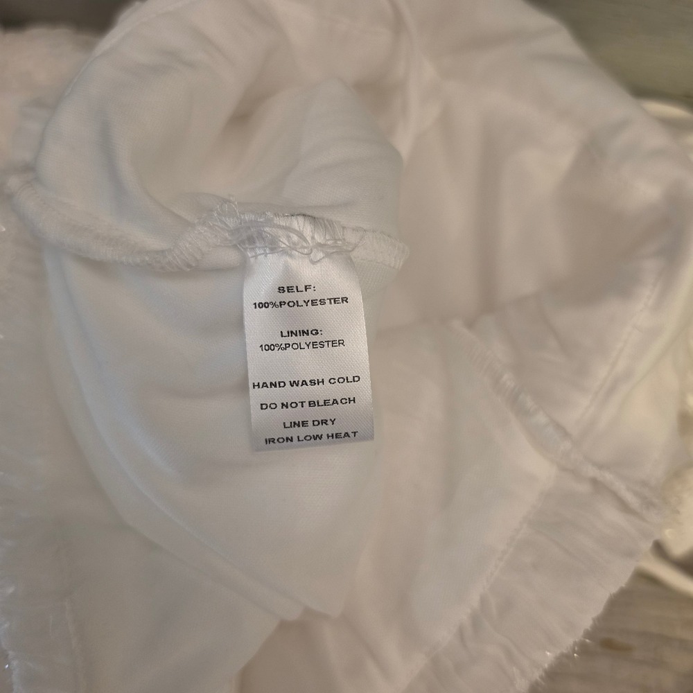 Fashion Nova "Keila" White Smocked Tiered Ruffle Jumpsuit Size Medium NWT - Picture 12 of 13